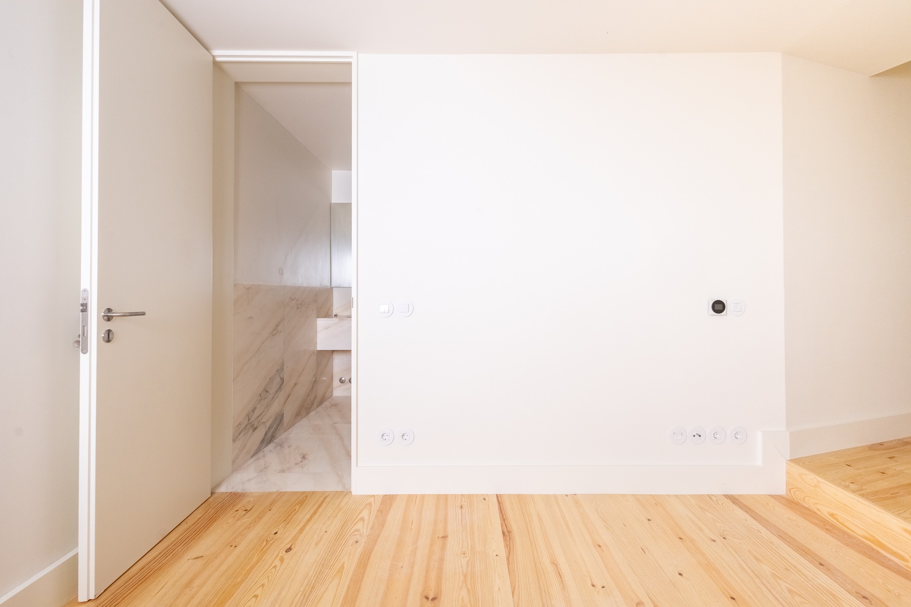  Duplex, 2 bedrooms, for Sale - 物件實景