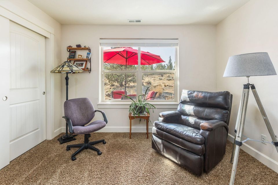 Prineville, Oregon, 97754, United States, 3 Bedrooms Bedrooms, ,2 BathroomsBathrooms,Residential,For Sale,1903367