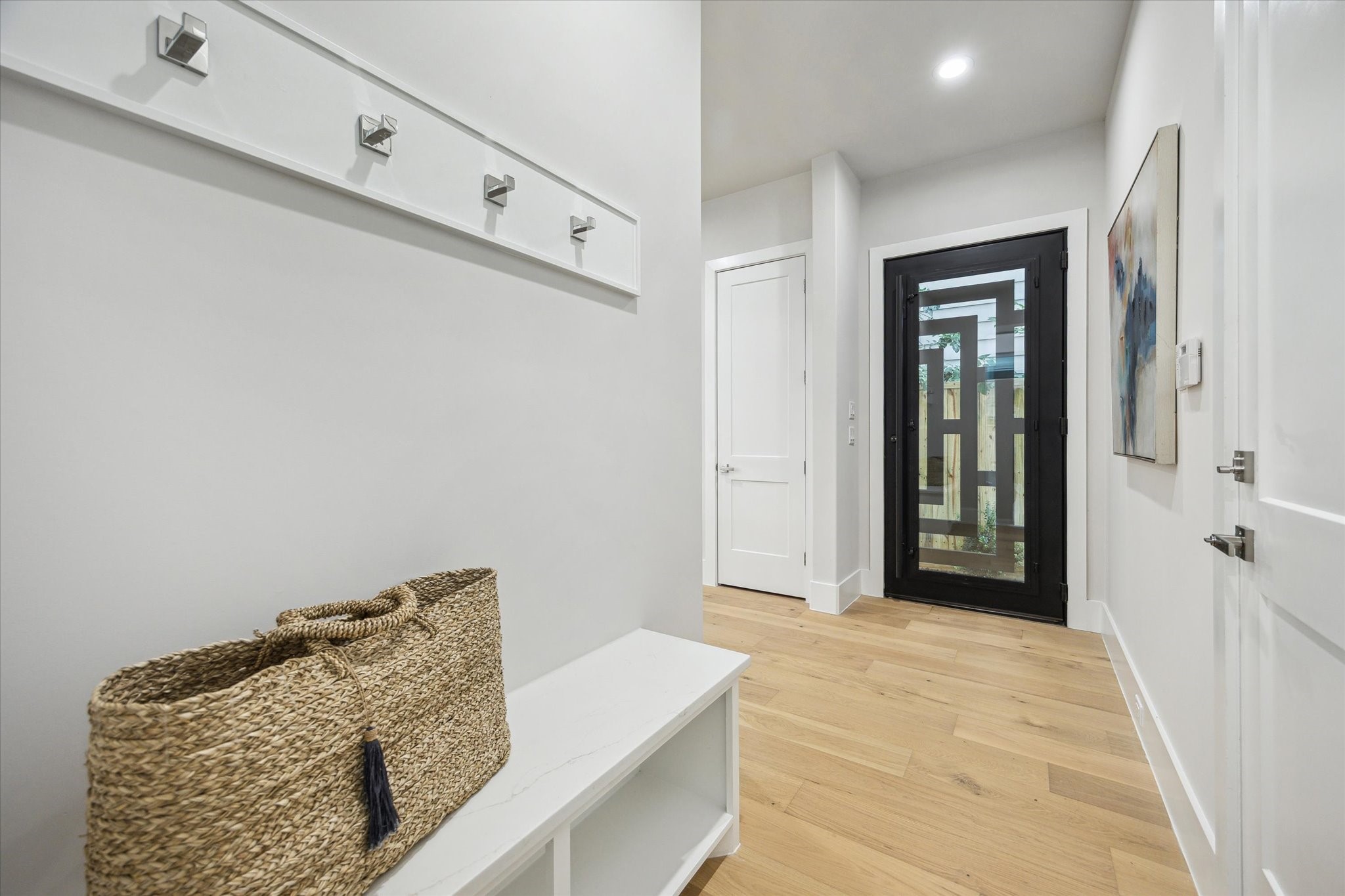  902 Knox Street A - 物件實景