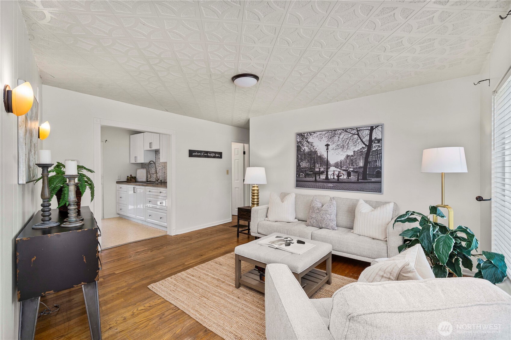 Renton, Washington, 98056, United States, 2 Bedrooms Bedrooms, ,1 BathroomBathrooms,Residential,For Sale,1907773