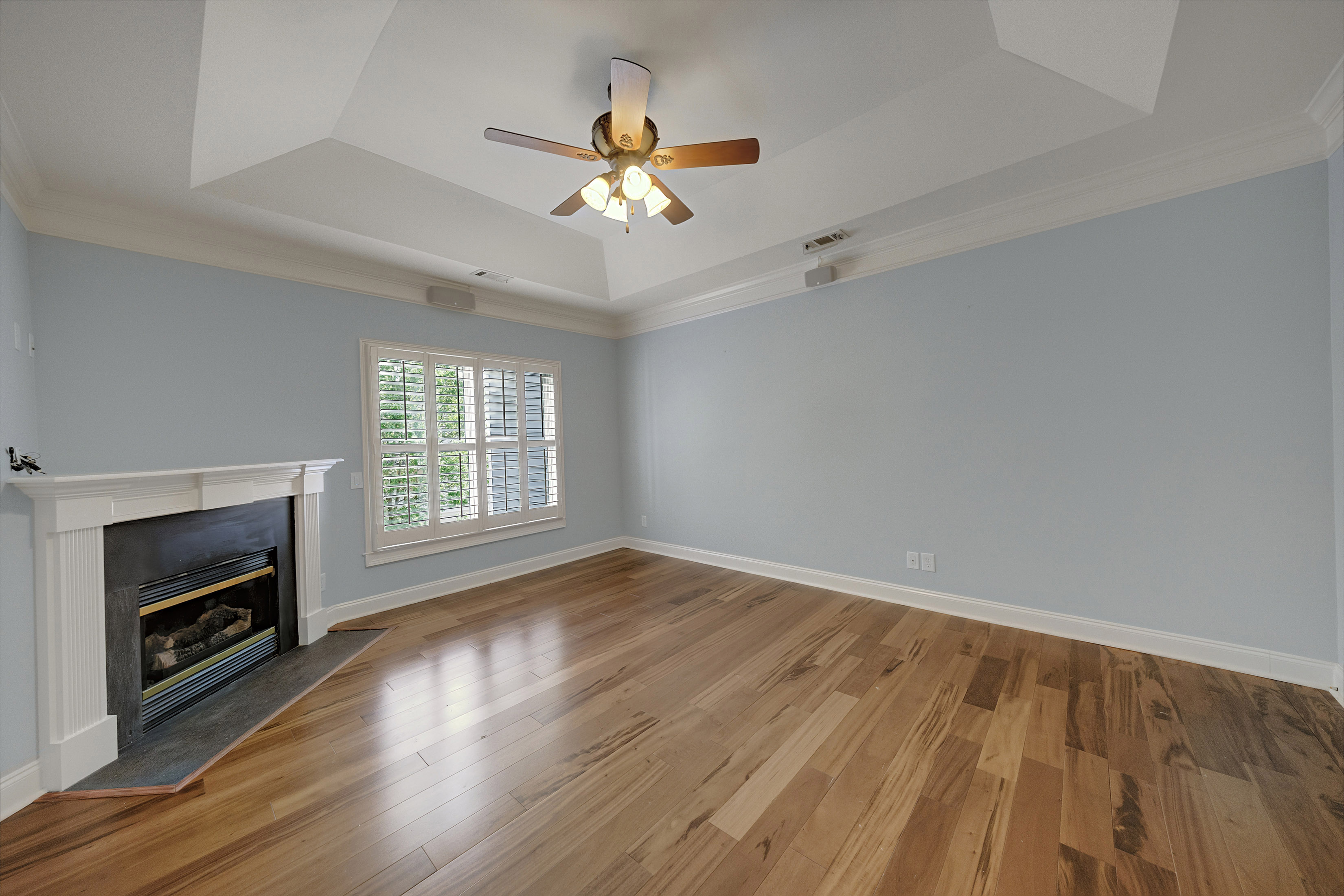  Sandy Springs Townhome Lives Like a Single Family Residence - 物件實景