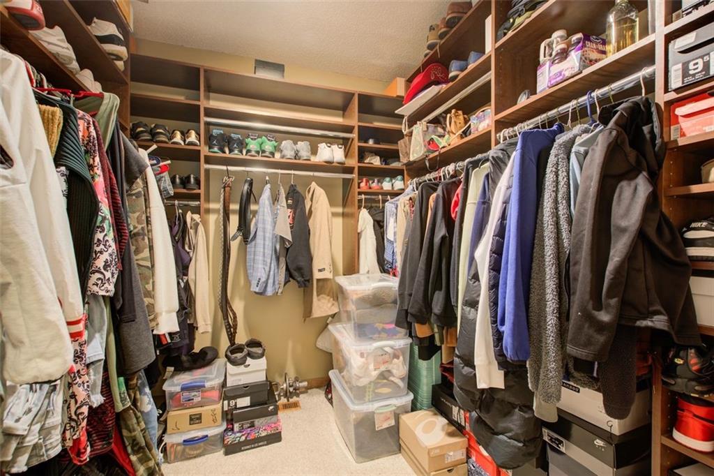 Stockbridge, Georgia, 30281, United States, 5 Bedrooms Bedrooms, ,3 BathroomsBathrooms,Residential,For Sale,1895957