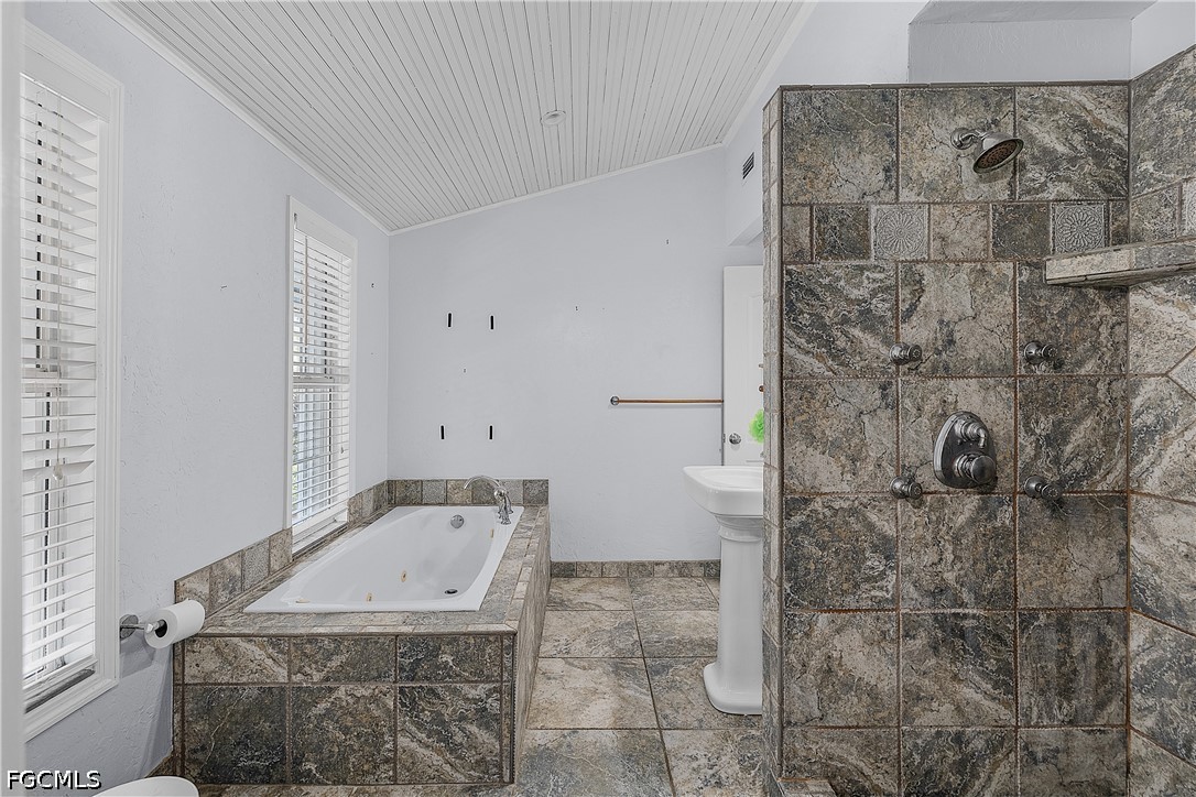 Bokeelia, Florida, 33922, United States, 3 Bedrooms Bedrooms, ,3 BathroomsBathrooms,Residential,For Sale,2049027