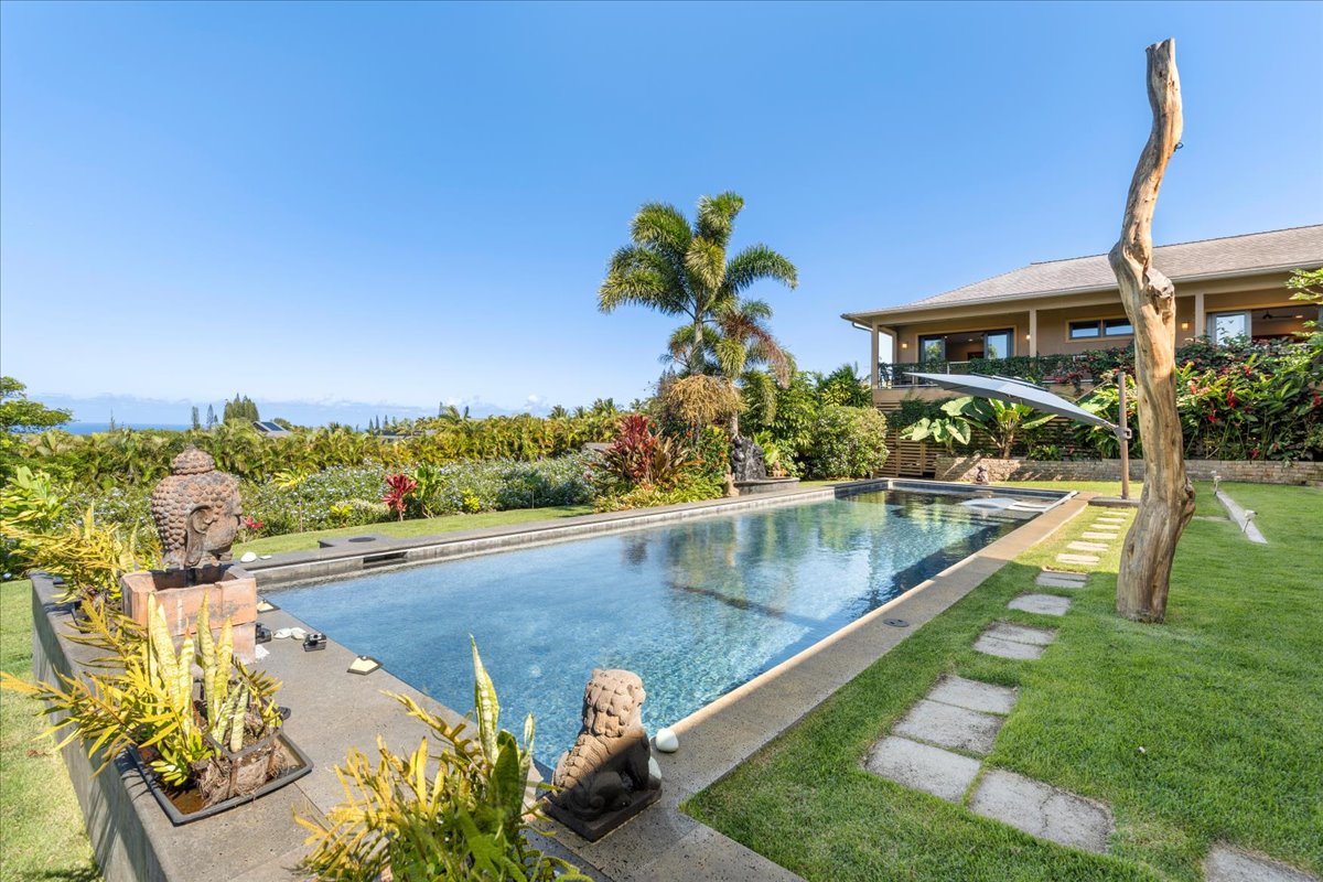 Haiku, Hawaii, 96708, United States, 4 Bedrooms Bedrooms, ,3 BathroomsBathrooms,Residential,For Sale,2002523