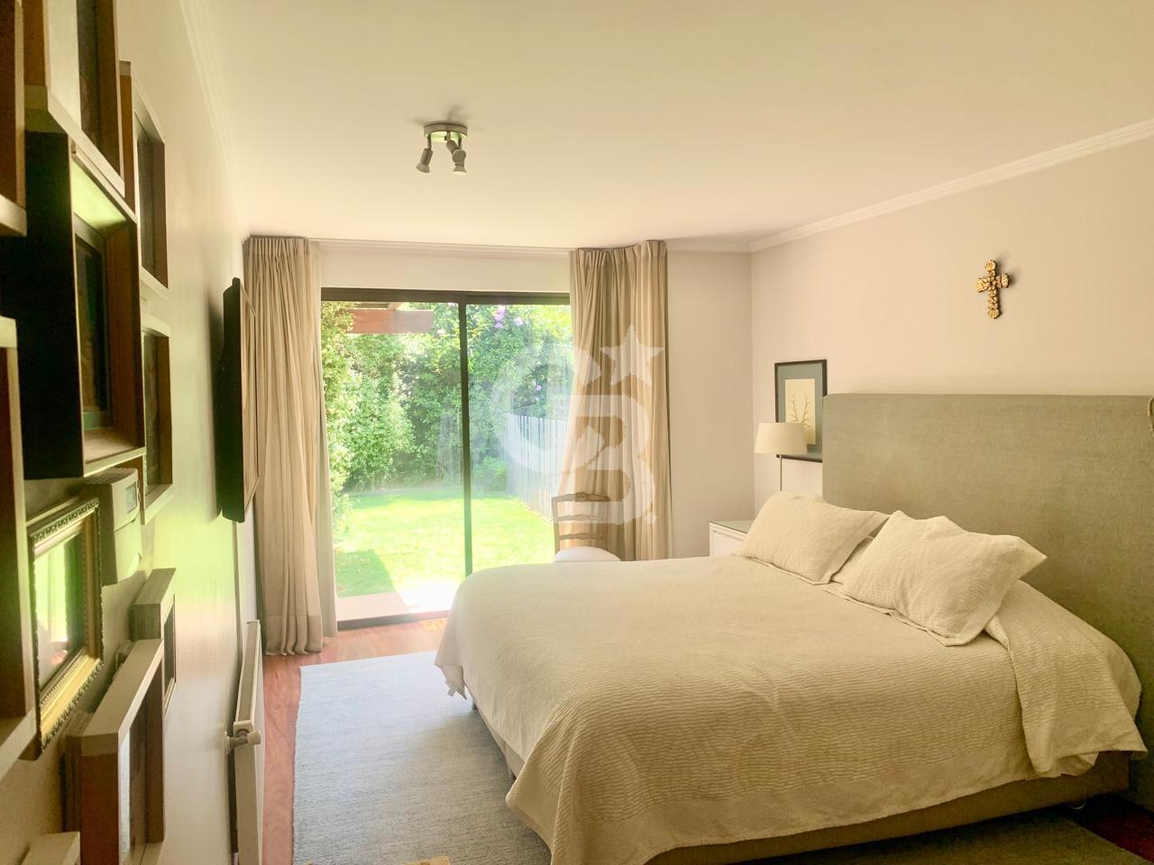 Lo Barnechea, Chile, 6 Bedrooms Bedrooms, ,5 BathroomsBathrooms,Residential,For Sale,1998928