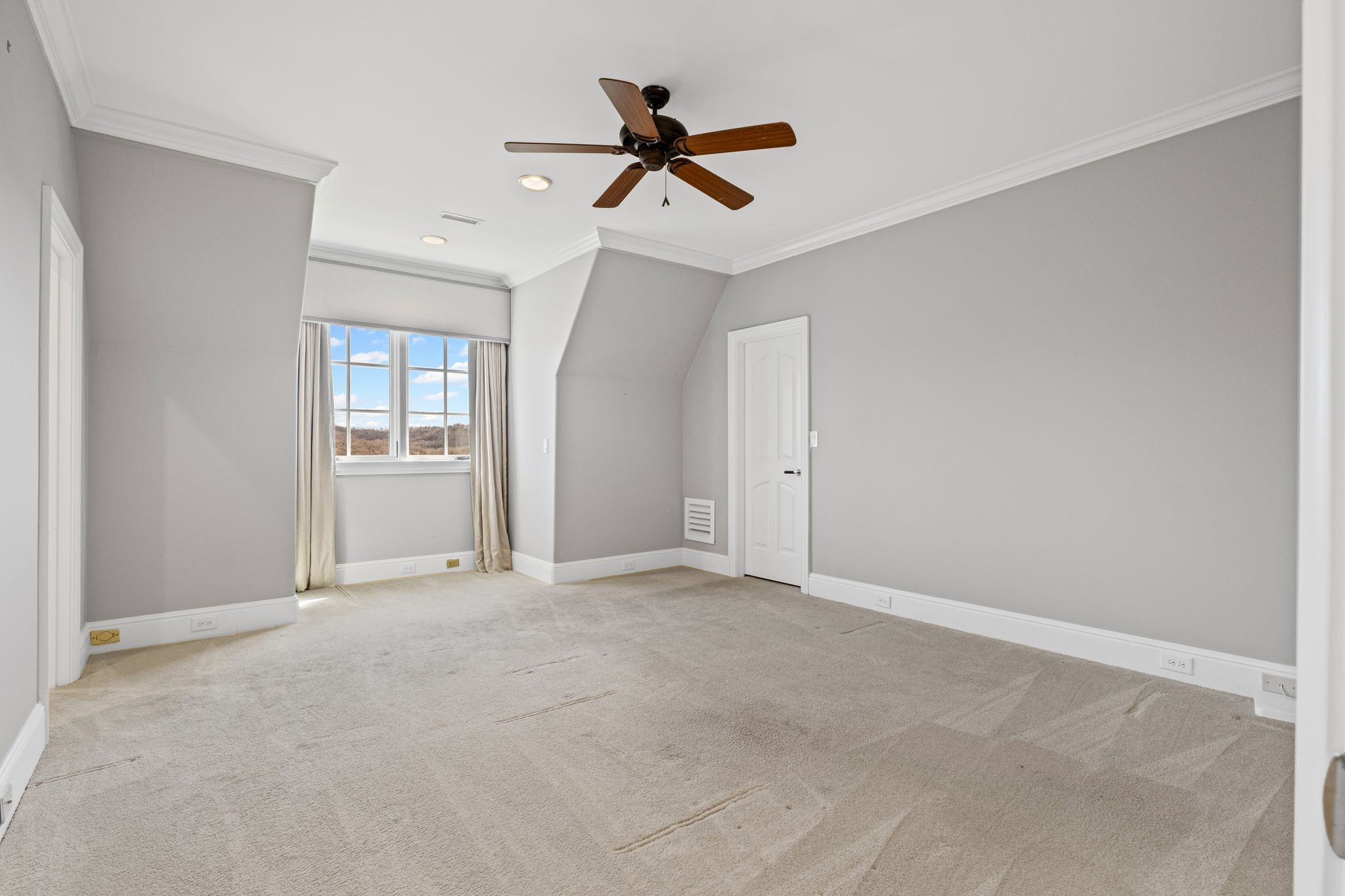  513 Legends Ridge Ct, Franklin, TN, 37069 - 物件實景