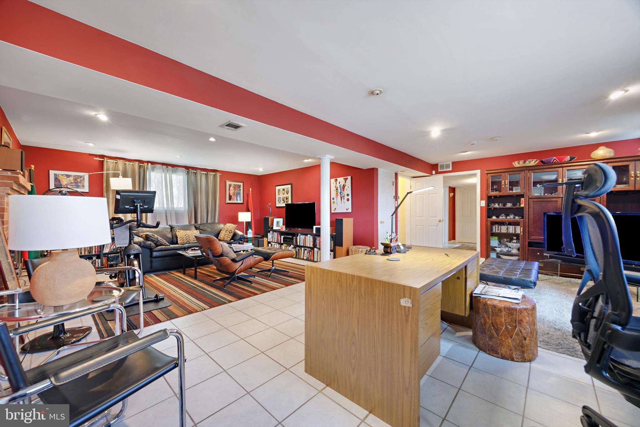 Clinton, Maryland, 20735, United States, 4 Bedrooms Bedrooms, ,3 BathroomsBathrooms,Residential,For Sale,2005934