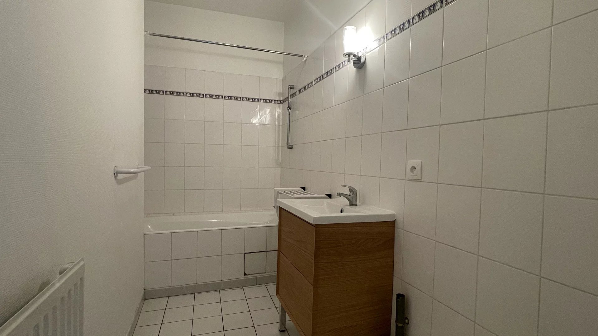 Samois-sur-Seine, Île-de-France, 77920, FR, 5 Bedrooms Bedrooms, ,5 BathroomsBathrooms,Residential,For Sale,1991595