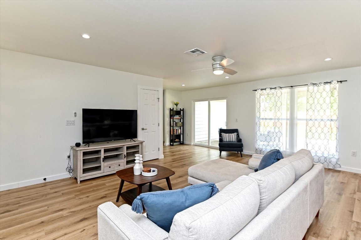 Austin, Texas, 78745, United States, 3 Bedrooms Bedrooms, ,2 BathroomsBathrooms,Residential,For Sale,1778818