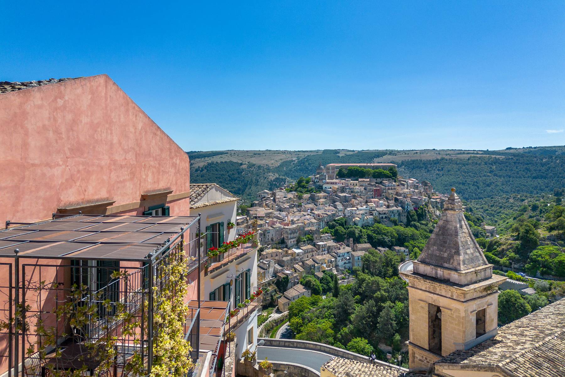  Prestigious residence with terraces in the heart of Ragusa Ibla - 物件實景