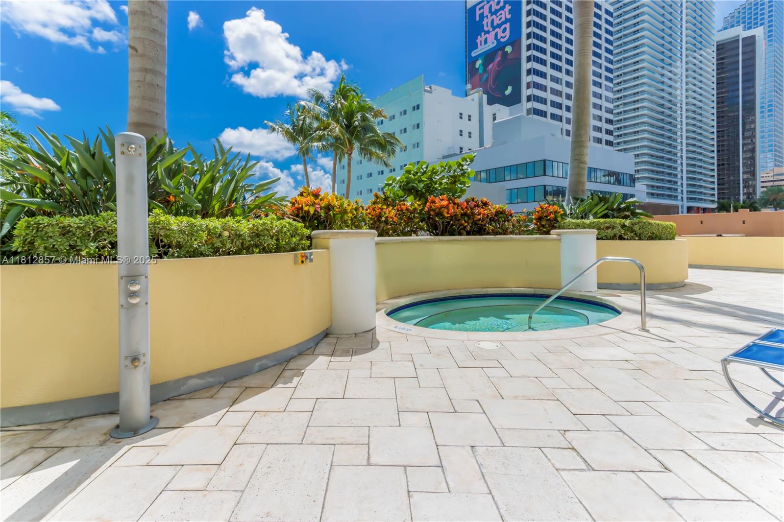 Miami, Florida, 33132, United States, 2 Bedrooms Bedrooms, ,2 BathroomsBathrooms,Residential,For Sale,1838941