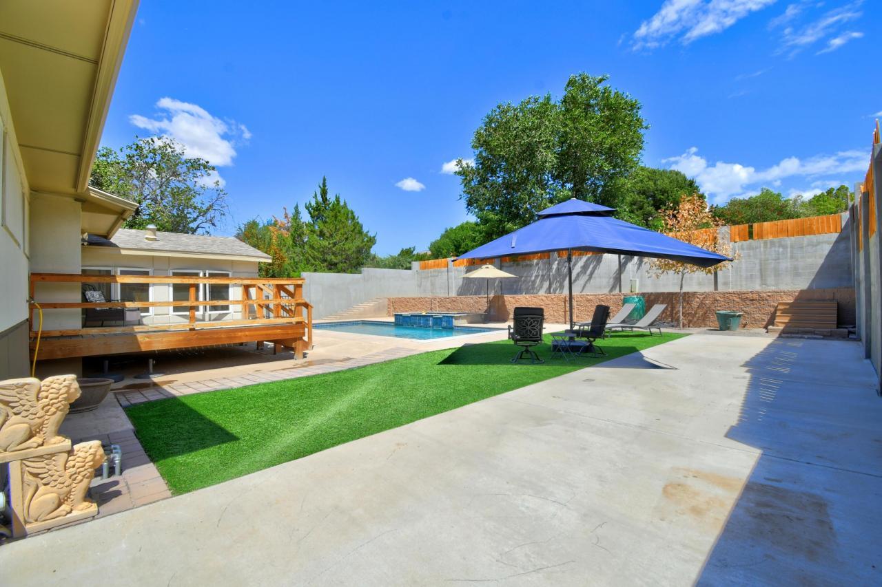 7008 RED SKY Court NE, Albuquerque, New Mexico, 87111, United States, 3 Bedrooms Bedrooms, ,3 BathroomsBathrooms,Residential,For Sale,7008 RED SKY Court NE,1625811