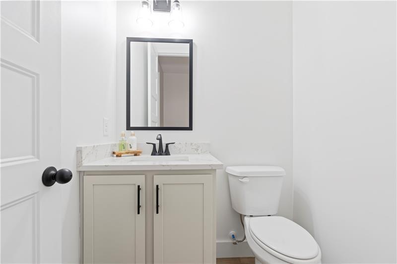 Carrollton, Georgia, 30116, United States, 5 Bedrooms Bedrooms, ,4 BathroomsBathrooms,Residential,For Sale,1998185