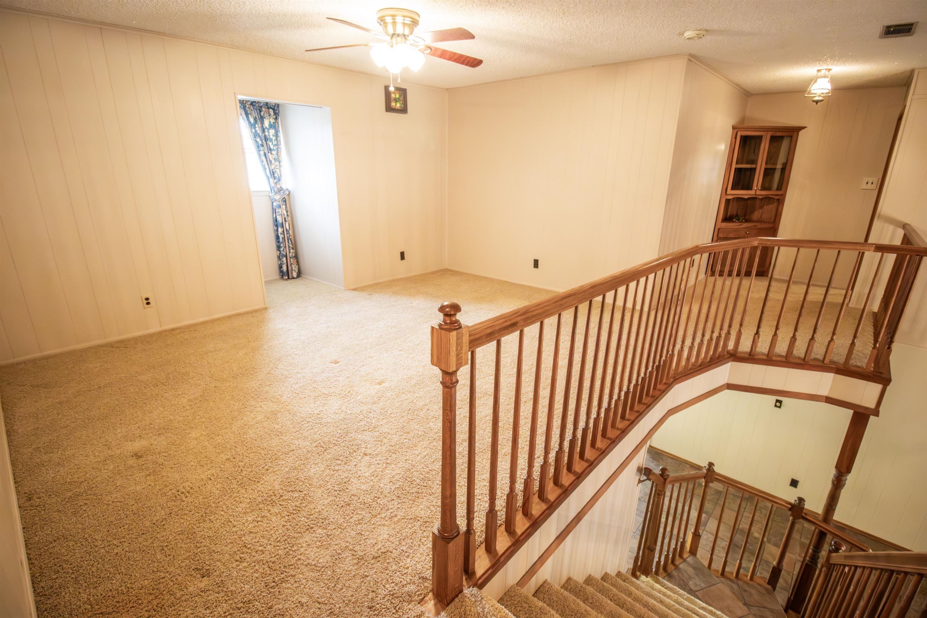 Marshall, Texas, 75670, United States, 5 Bedrooms Bedrooms, ,4 BathroomsBathrooms,Residential,For Sale,1996423