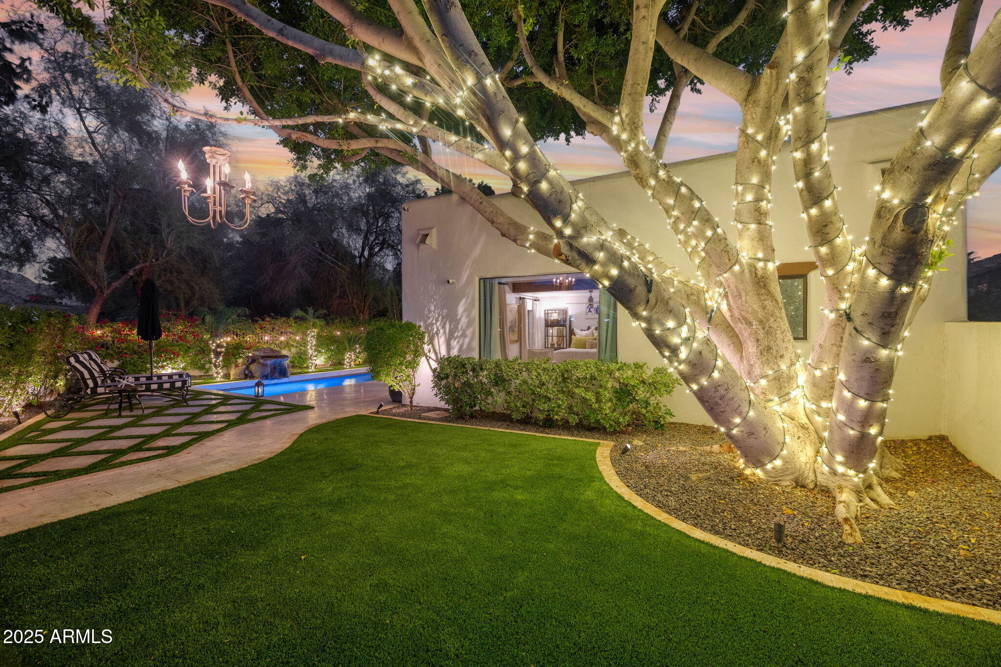 Phoenix, Arizona, 85016, United States, 3 Bedrooms Bedrooms, ,3 BathroomsBathrooms,Residential,For Sale,1987948