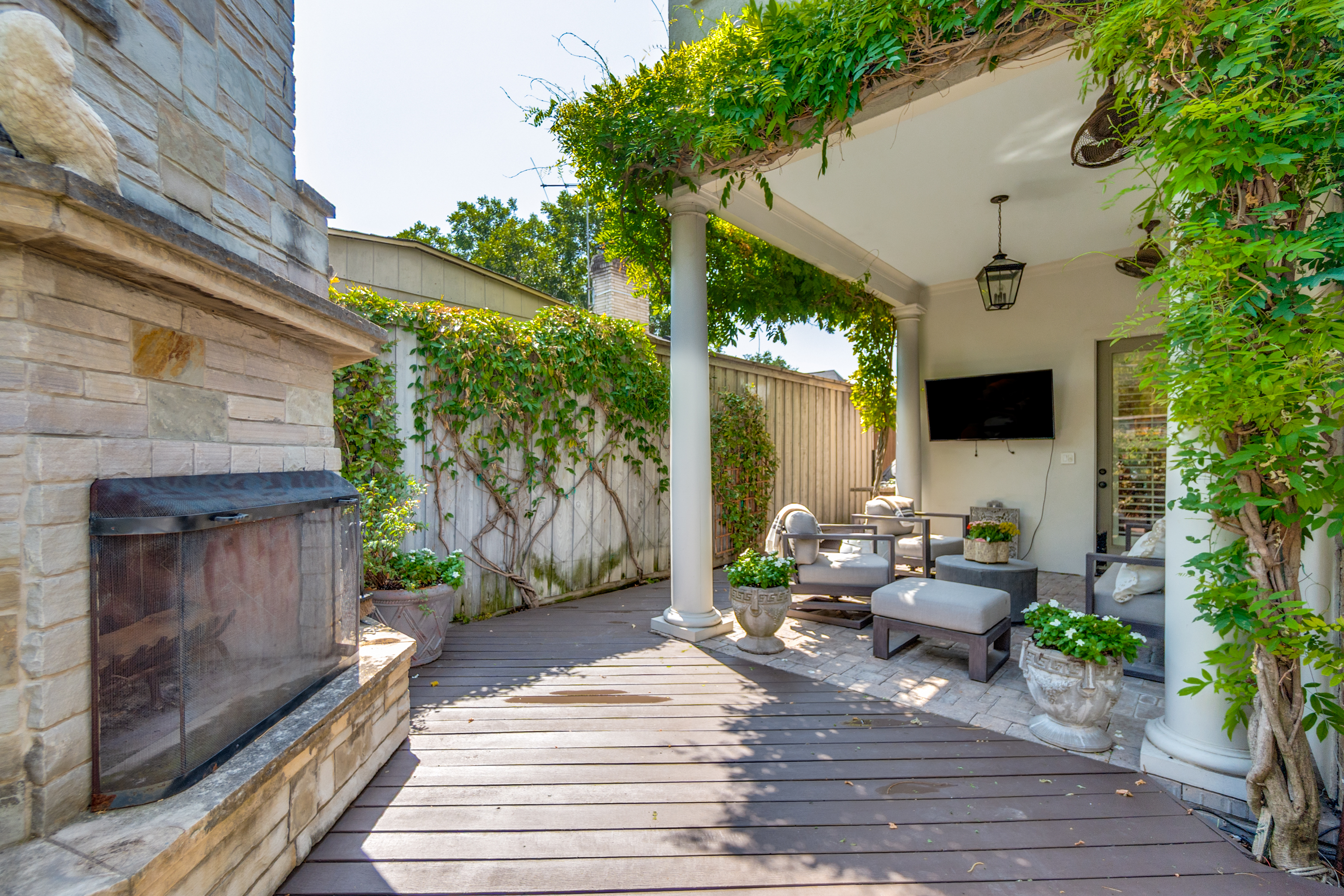  Move-in Ready SFA in Desirable Preston Hollow Neighborhood - 物件實景