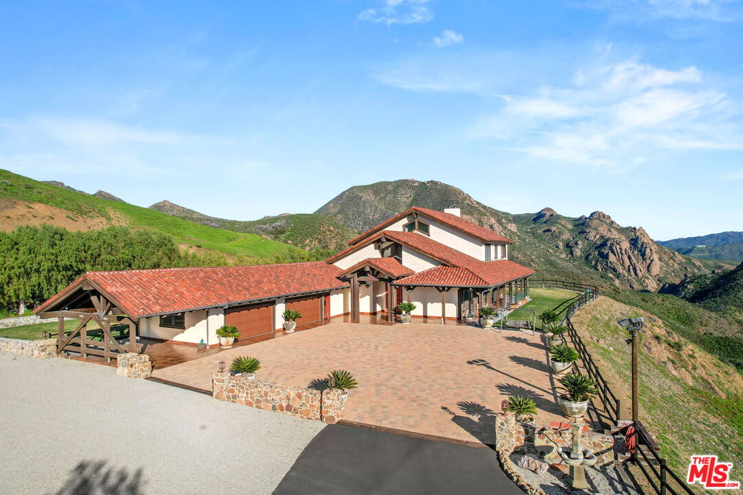 Malibu, California, 90265, United States, 3 Bedrooms Bedrooms, ,5 BathroomsBathrooms,Residential,For Sale,1760358