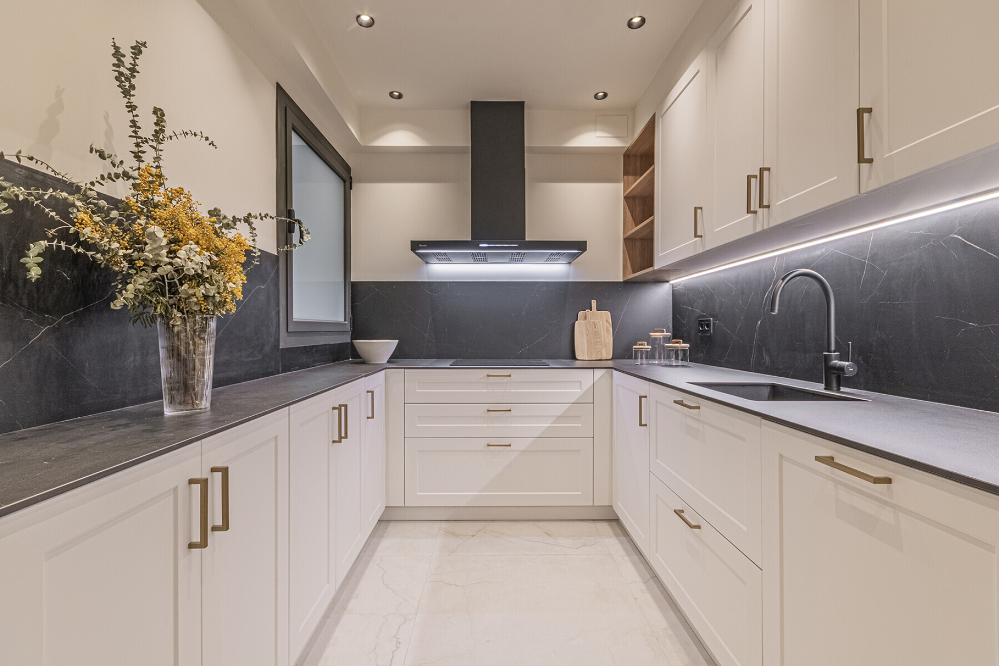  Beautiful renovated apartment with terrace in Enric Granados - 物件實景