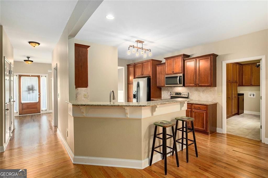 DAWSONVILLE, Georgia, 30534, United States, 3 Bedrooms Bedrooms, ,3 BathroomsBathrooms,Residential,For Sale,1894600