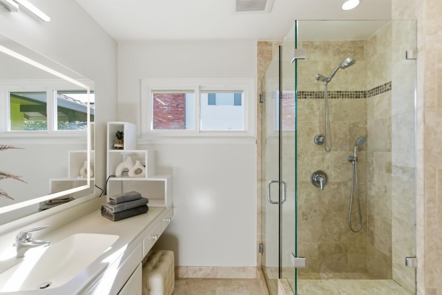 Millbrae, California, 94030, United States, 3 Bedrooms Bedrooms, ,3 BathroomsBathrooms,Residential,For Sale,1986526