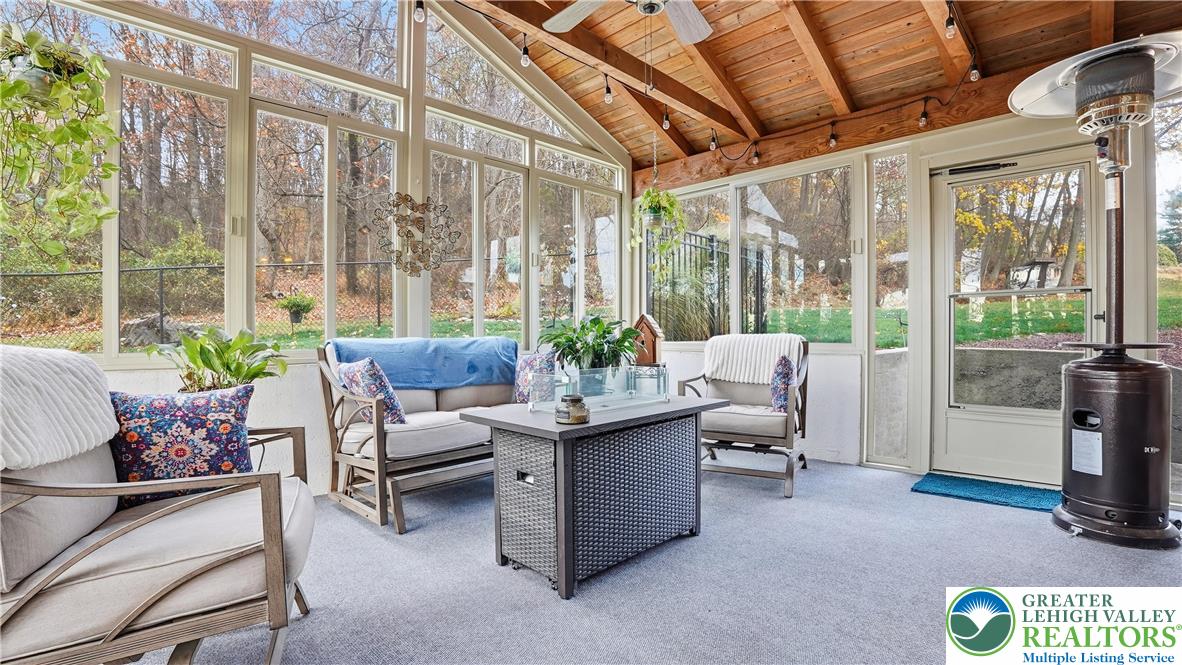 Allentown City, Pennsylvania, 18103, United States, 3 Bedrooms Bedrooms, ,2 BathroomsBathrooms,Residential,For Sale,1993437