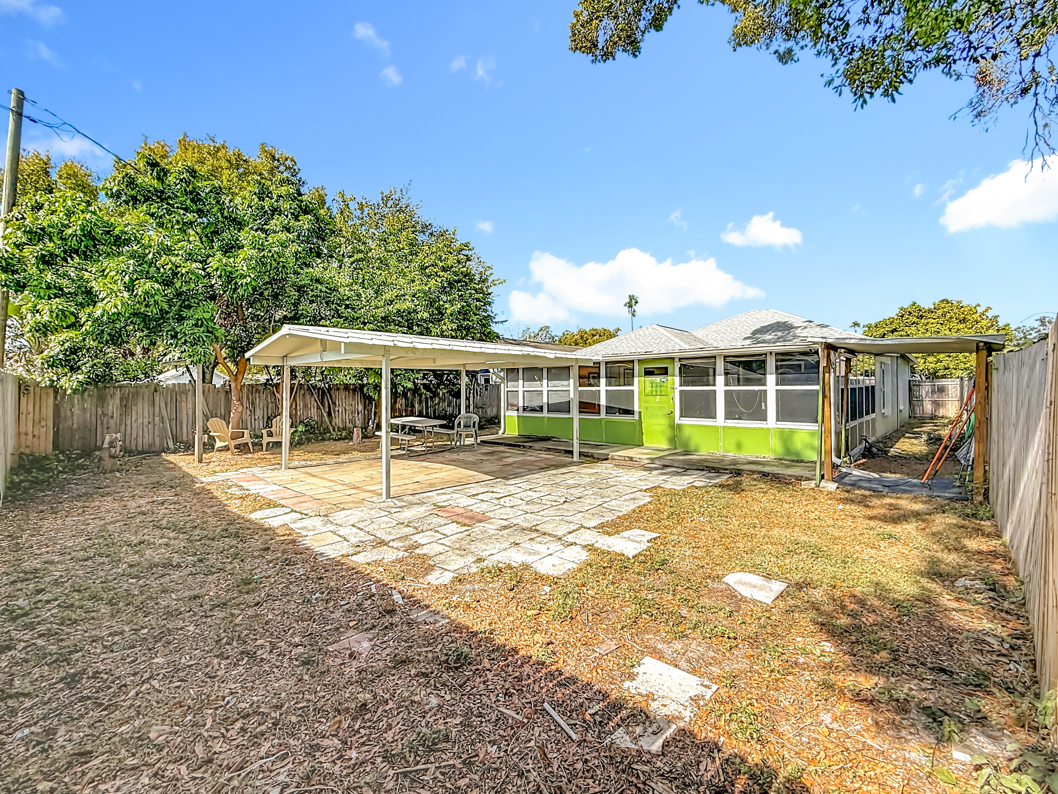 St. Petersburg, Florida, 33713, United States, 4 Bedrooms Bedrooms, ,2 BathroomsBathrooms,Residential,For Sale,2005721