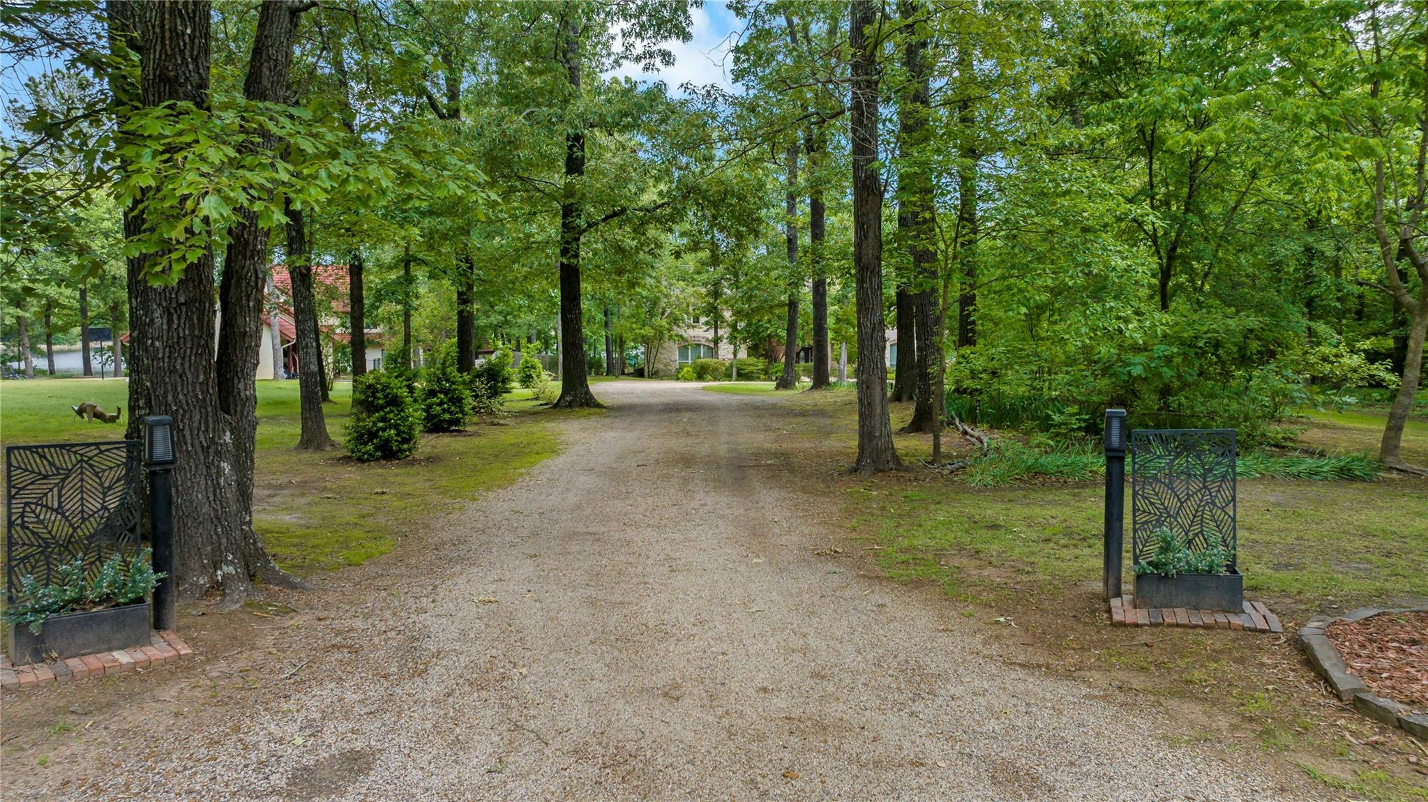 Powderly, Texas, 75473, United States, 5 Bedrooms Bedrooms, ,5 BathroomsBathrooms,Residential,For Sale,2024078