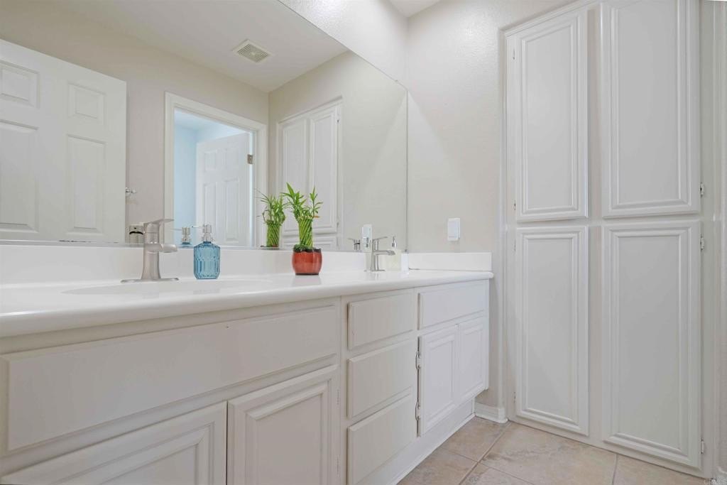Temecula, California, 92592, United States, 5 Bedrooms Bedrooms, ,3 BathroomsBathrooms,Residential,For Sale,1804894