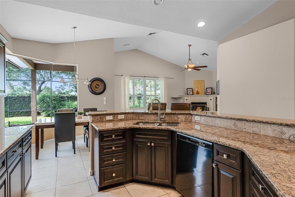 Oviedo, Florida, 32765, United States, 4 Bedrooms Bedrooms, ,3 BathroomsBathrooms,Residential,For Sale,1849988
