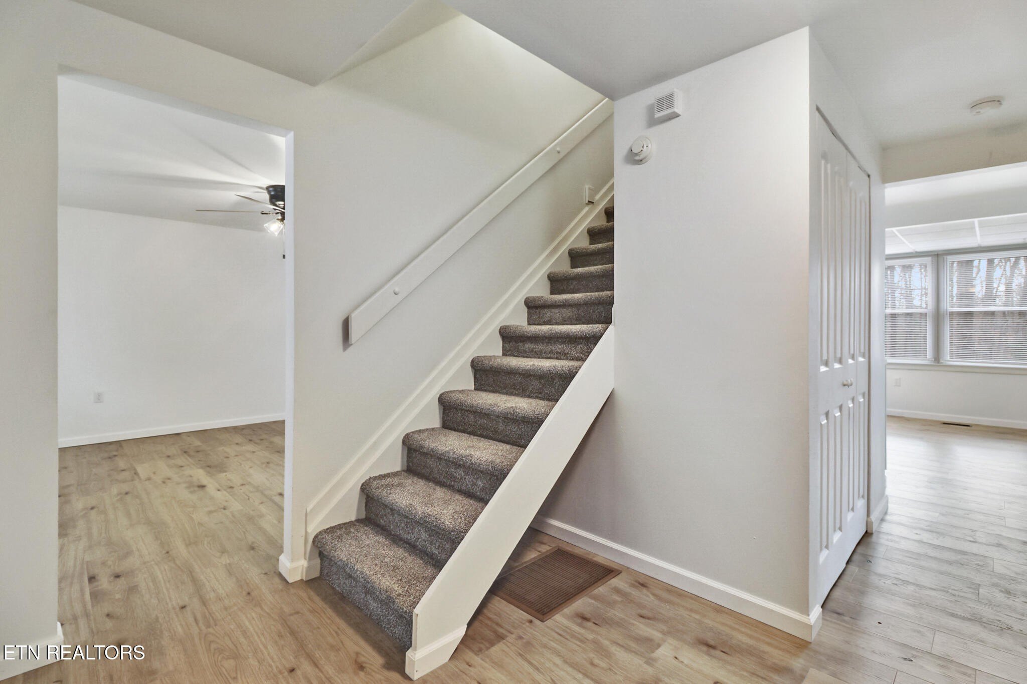 Crossville, Tennessee, 38555, United States, 4 Bedrooms Bedrooms, ,3 BathroomsBathrooms,Residential,For Sale,2005709