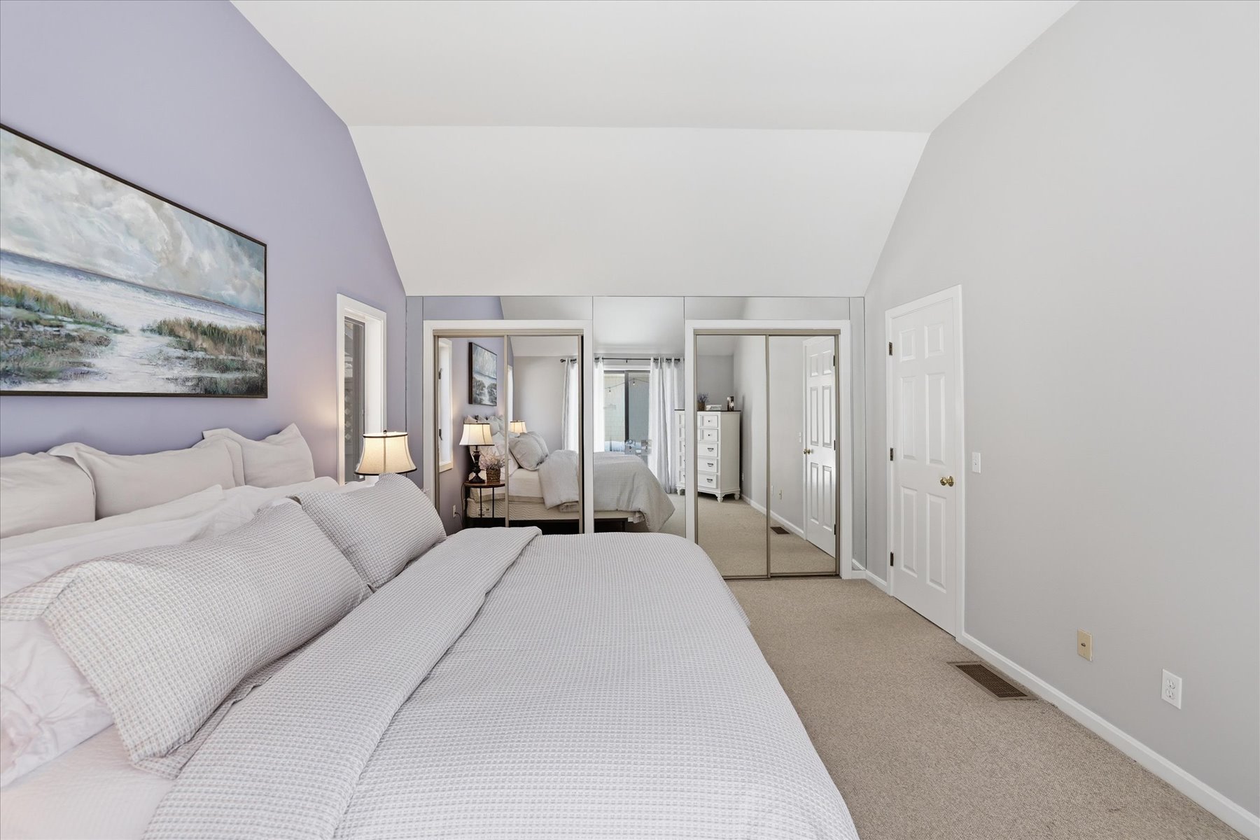  Desirable Open Floor Plan - 物件實景