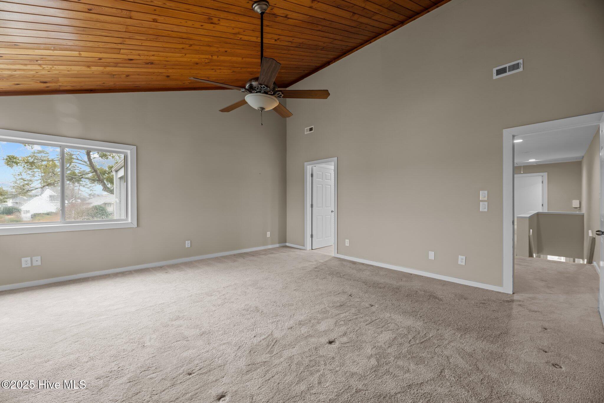 New Bern, North Carolina, 28562, United States, 2 Bedrooms Bedrooms, ,3 BathroomsBathrooms,Residential,For Sale,1695183