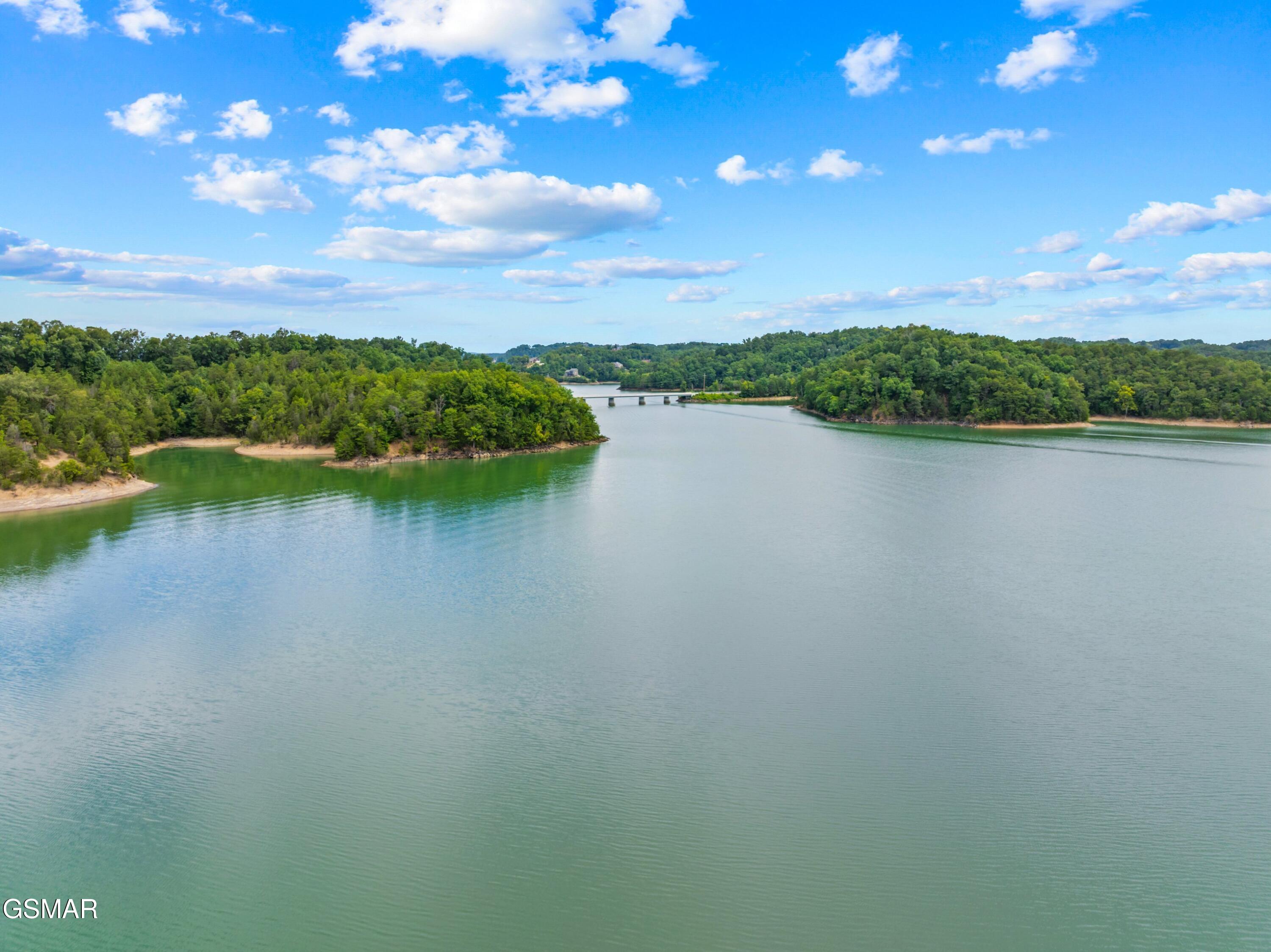 Dandridge, Tennessee, 37725, United States, 3 Bedrooms Bedrooms, ,2 BathroomsBathrooms,Residential,For Sale,1982636