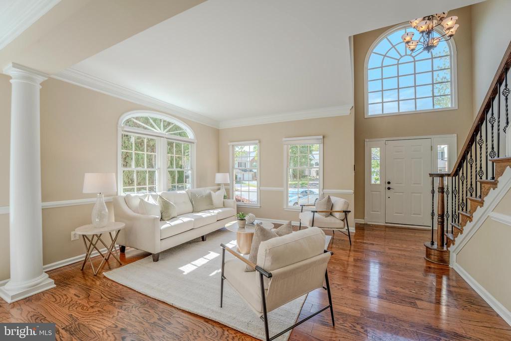 Reston, Virginia, 20194, United States, 4 Bedrooms Bedrooms, ,4 BathroomsBathrooms,Residential,For Sale,2047998
