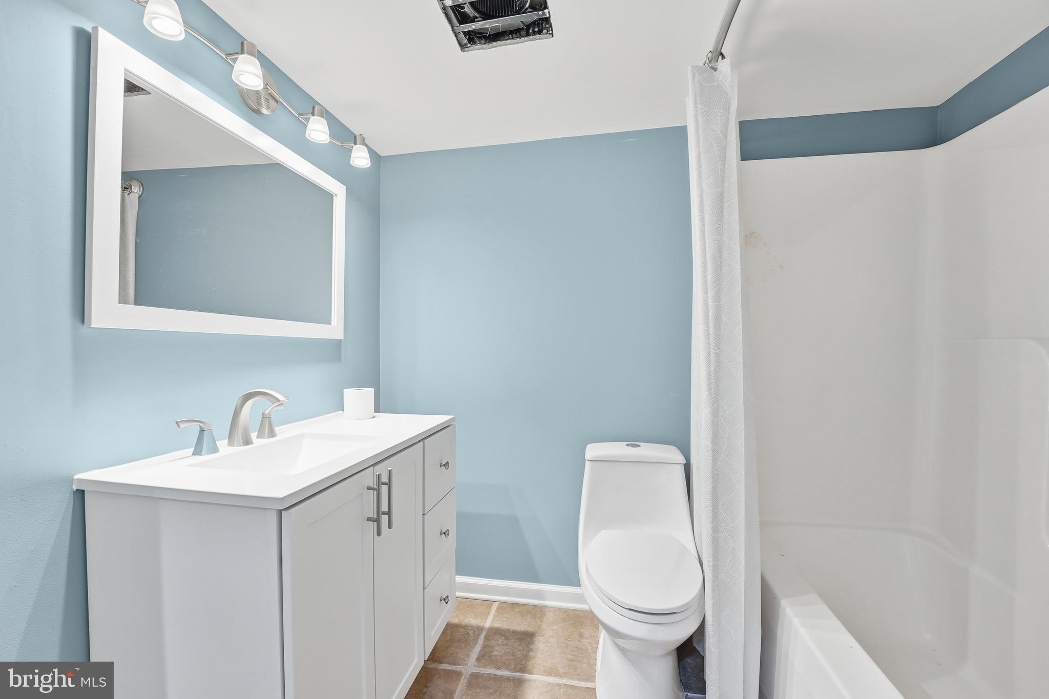 Rapidan, Virginia, 22733, United States, 3 Bedrooms Bedrooms, ,4 BathroomsBathrooms,Residential,For Sale,2010393