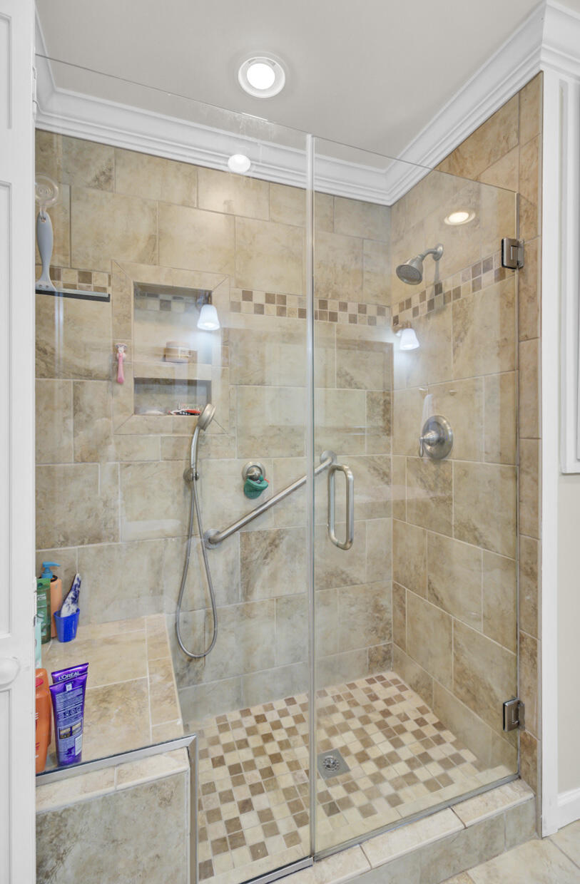 Charleston, South Carolina, 29407, United States, 4 Bedrooms Bedrooms, ,2 BathroomsBathrooms,Residential,For Sale,1950272