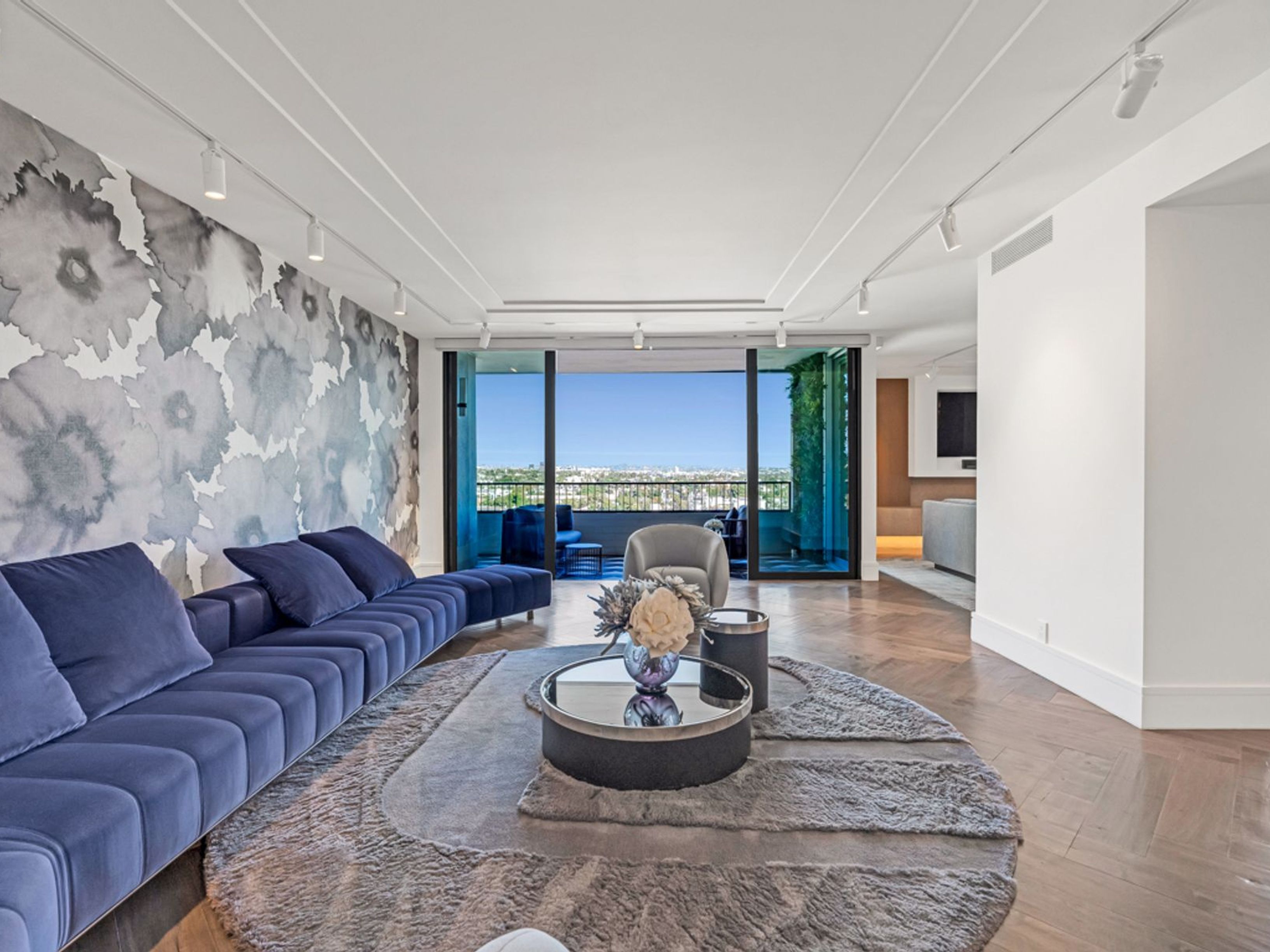  1100 Alta Loma Vista Road , West Hollywood, CA 90069 - 物件實景