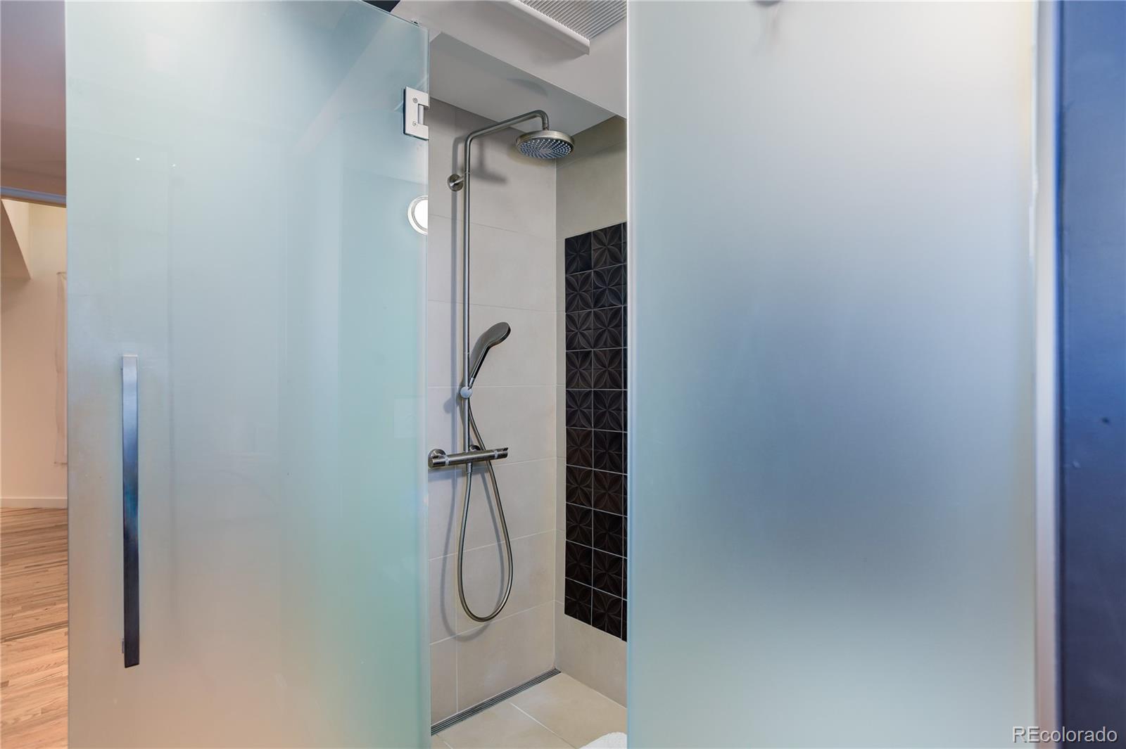 Denver, Colorado, 80205, United States, 1 Bedroom Bedrooms, ,2 BathroomsBathrooms,Residential,For Sale,1804748