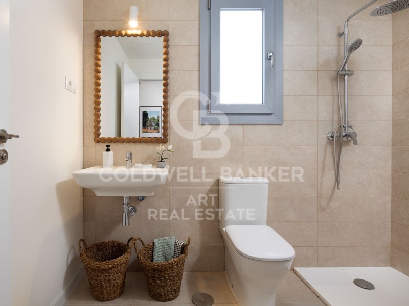 Estepona, Andalusia, ES, 4 Bedrooms Bedrooms, ,2 BathroomsBathrooms,Residential,For Sale,1827059