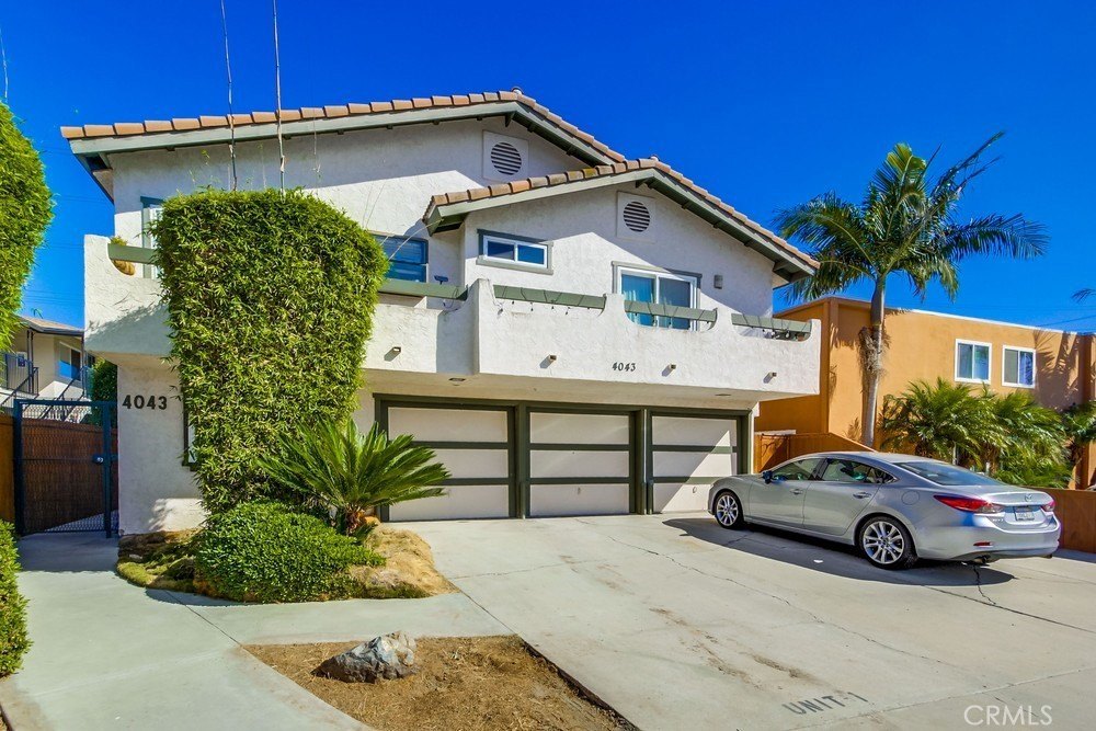 San Diego, California, 92104, United States, 2 Bedrooms Bedrooms, ,1 BathroomBathrooms,Residential,For Sale,1970818