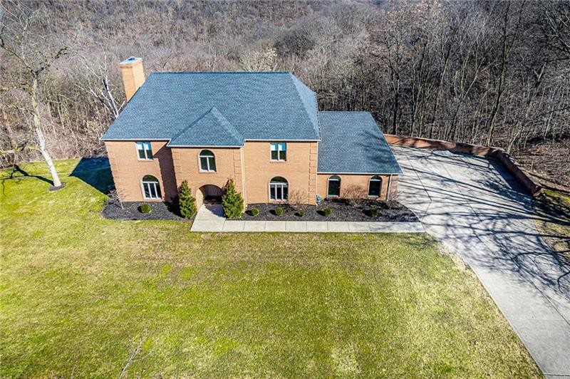 10 Highview Dr, Sewickley, Pennsylvania, 15143, United States, 5 Bedrooms Bedrooms, ,5 BathroomsBathrooms,Residential,For Sale,10 Highview Dr,1040788