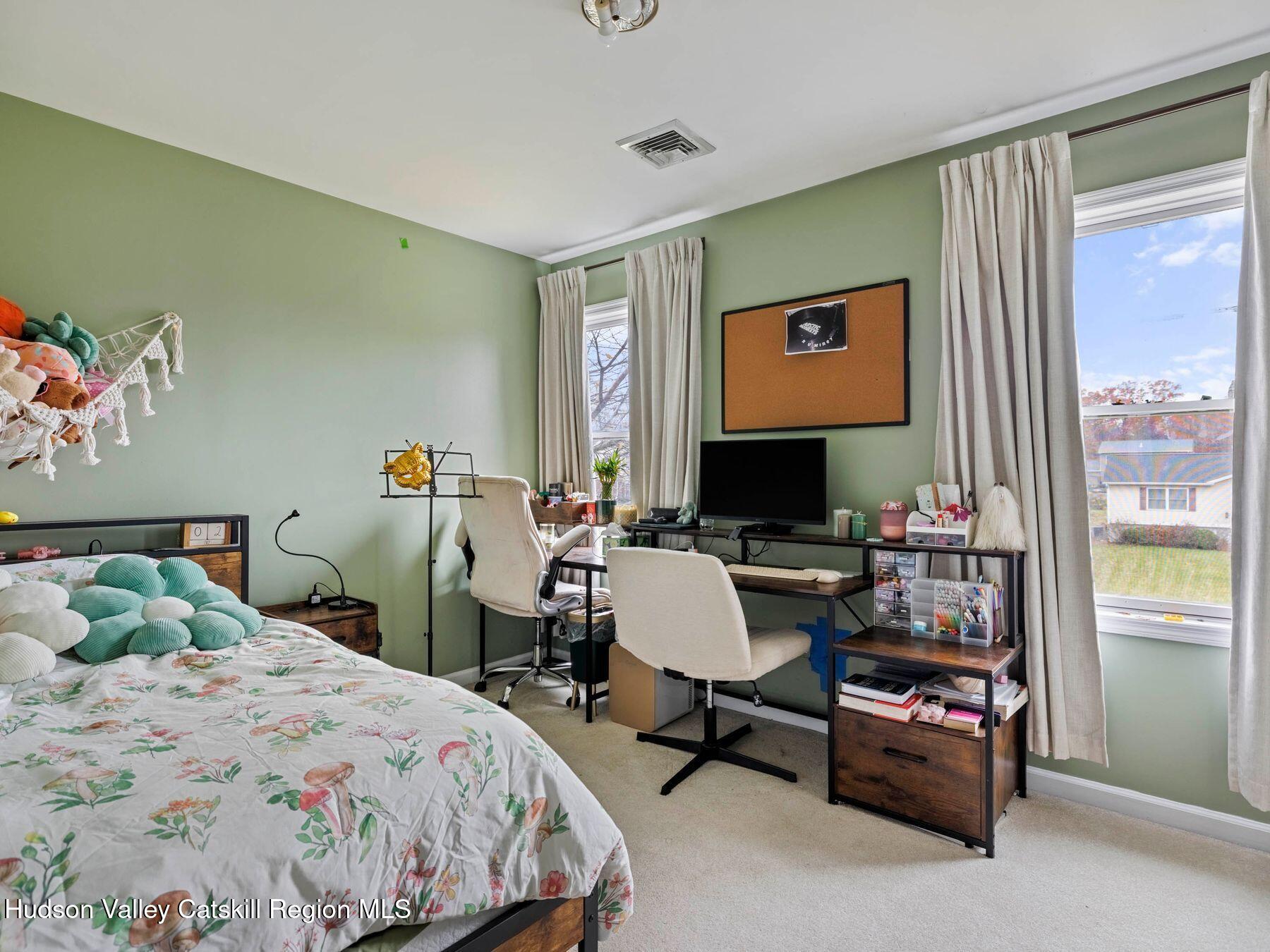 Saugerties, New York, 12477, United States, 4 Bedrooms Bedrooms, ,3 BathroomsBathrooms,Residential,For Sale,1994333