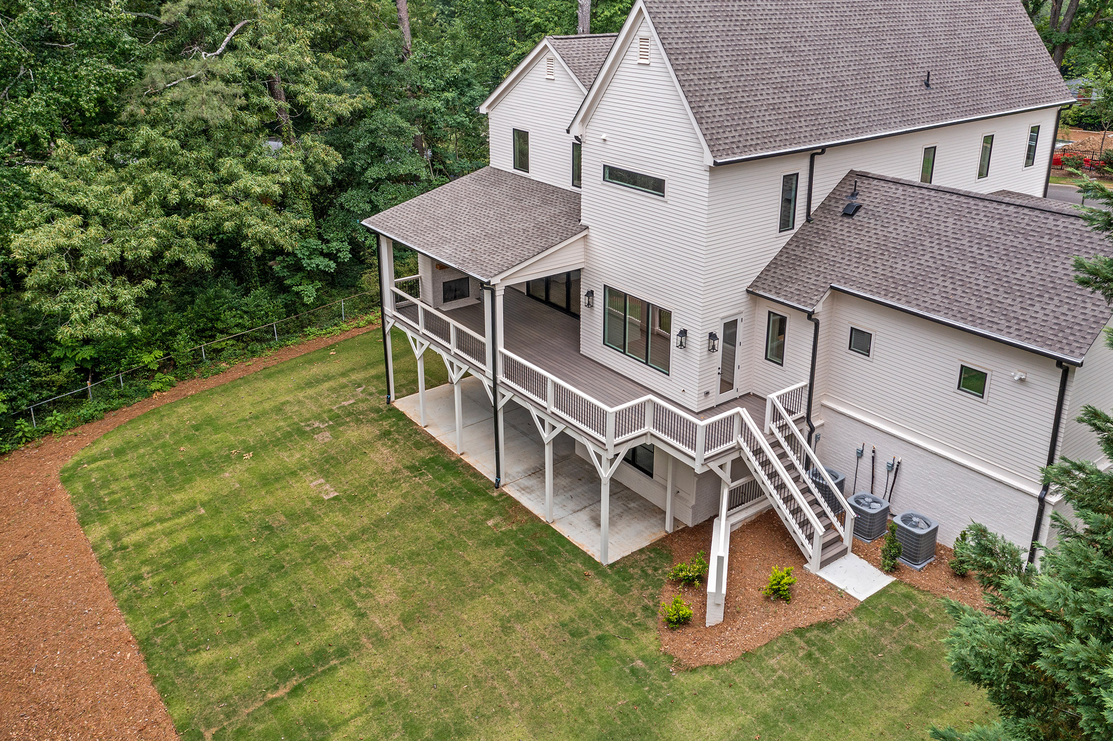  Set in the Heart of Hammond Hills in Sandy Springs - 物件實景