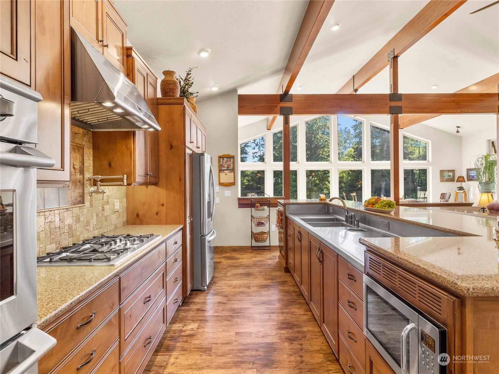 LONG BEACH, Washington, 98624, United States, 3 Bedrooms Bedrooms, ,4 BathroomsBathrooms,Residential,For Sale,1827835