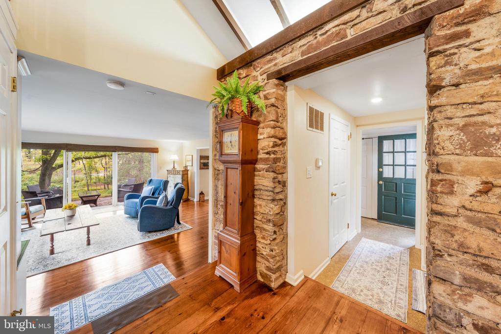 Newtown, Pennsylvania, 18940, United States, 4 Bedrooms Bedrooms, ,4 BathroomsBathrooms,Residential,For Sale,1995554