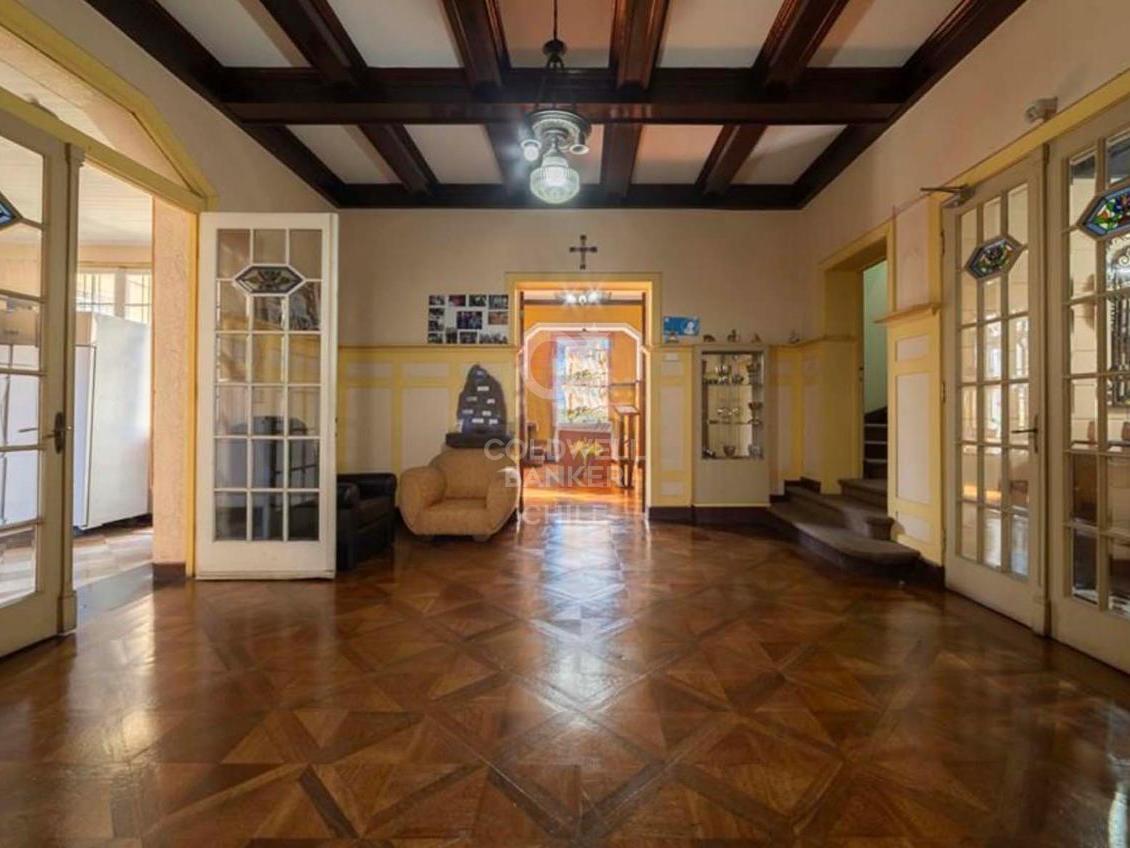 Providencia, Chile, 7 Bedrooms Bedrooms, ,7 BathroomsBathrooms,Residential,For Sale,1828187