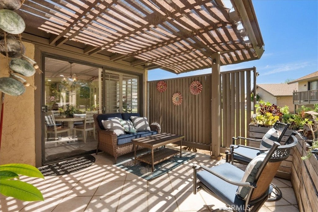 Fallbrook, California, 92028, United States, 2 Bedrooms Bedrooms, ,2 BathroomsBathrooms,Residential,For Sale,1786026