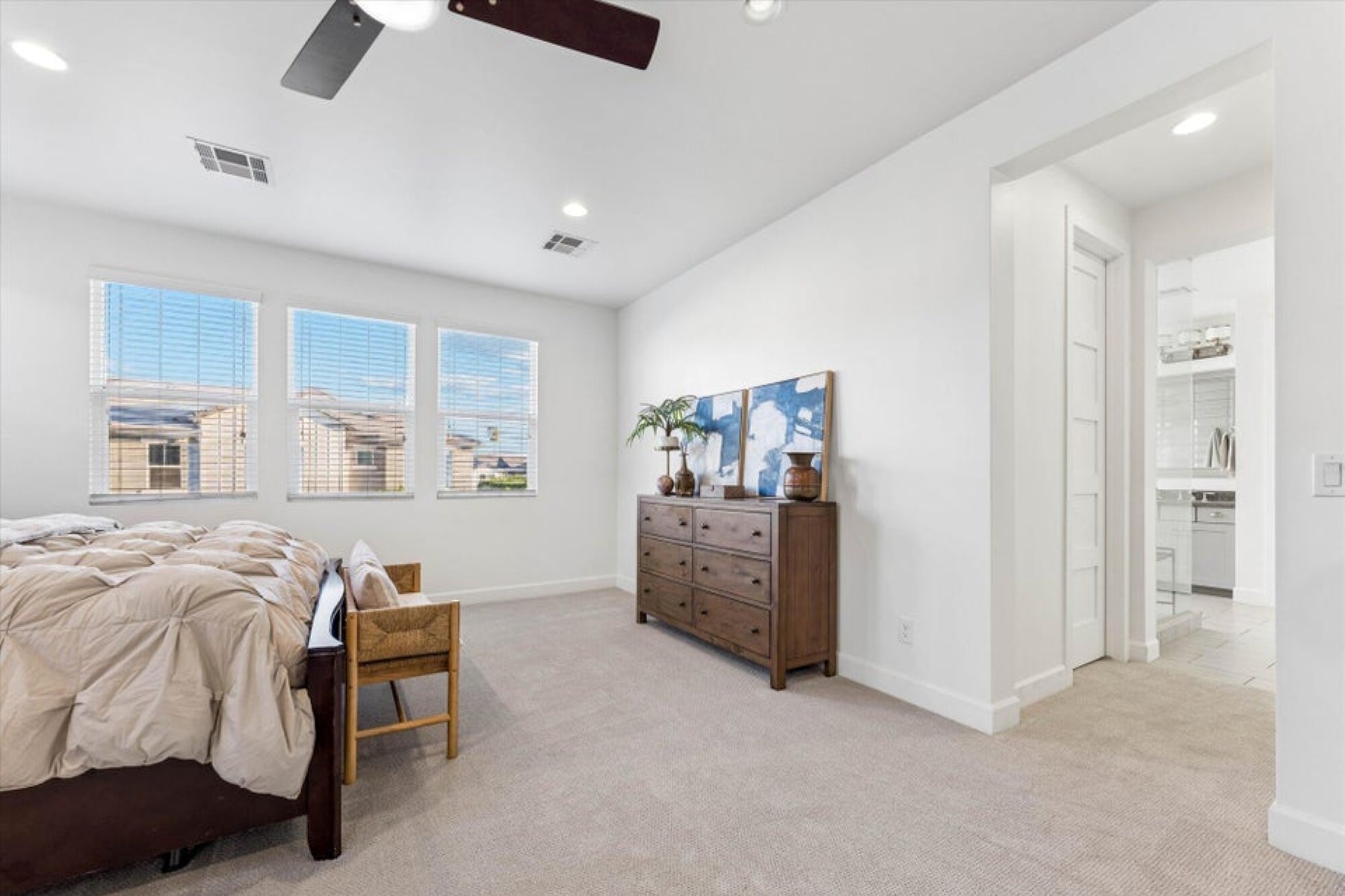  3829 E Crittenden Lane, Phoenix, AZ 85018 - 物件實景