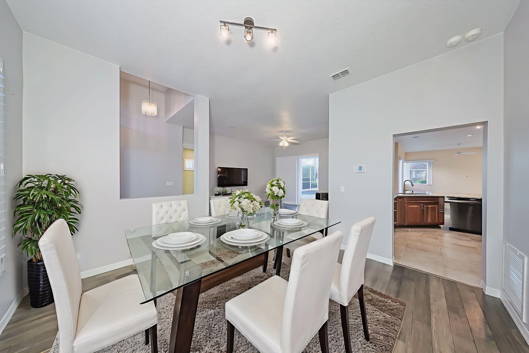 Sun City Center, Florida, 33573, United States, 3 Bedrooms Bedrooms, ,3 BathroomsBathrooms,Residential,For Sale,1985673