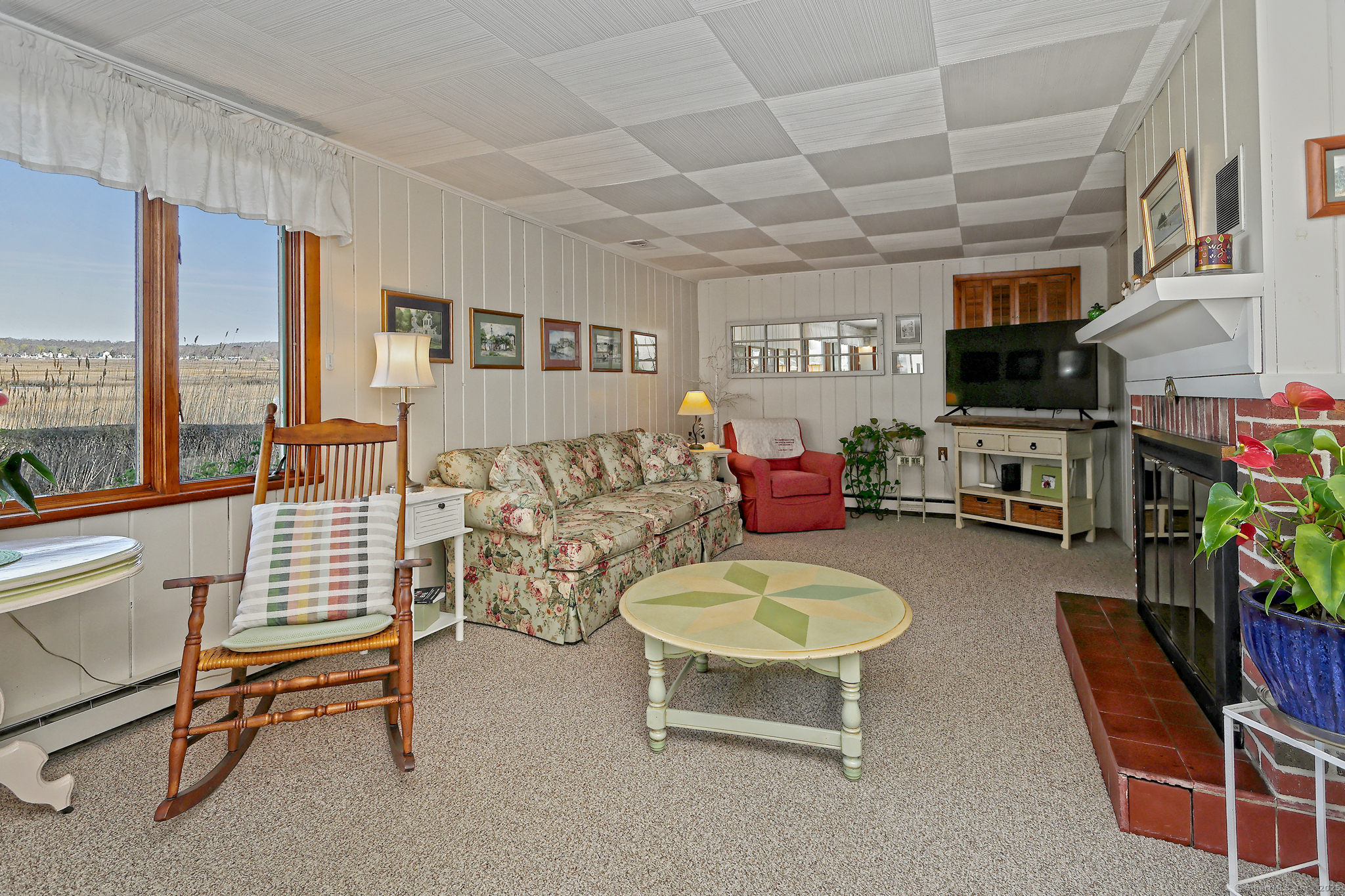 Old Saybrook, Connecticut, 06475, United States, 3 Bedrooms Bedrooms, ,2 BathroomsBathrooms,Residential,For Sale,1794491